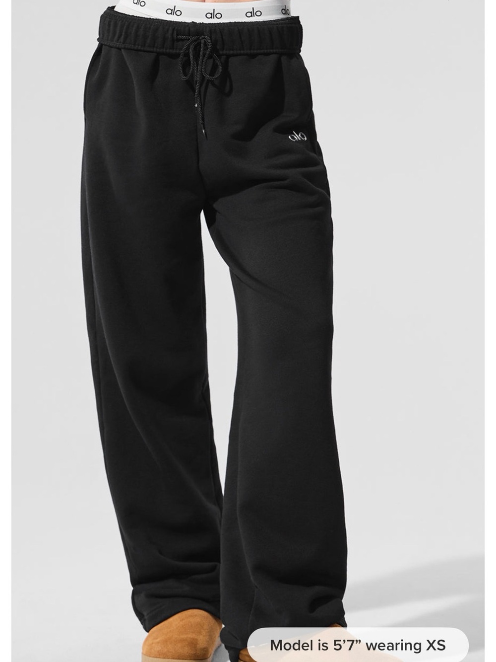 NWT Alo Accolade Black Straight Leg Sweatpants